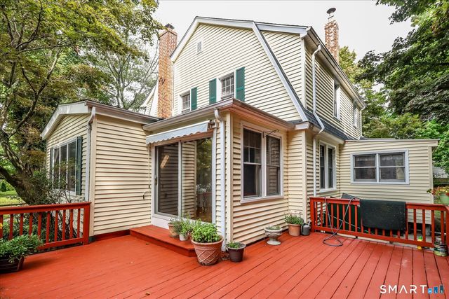 10 Crown Street, Trumbull, CT 06611