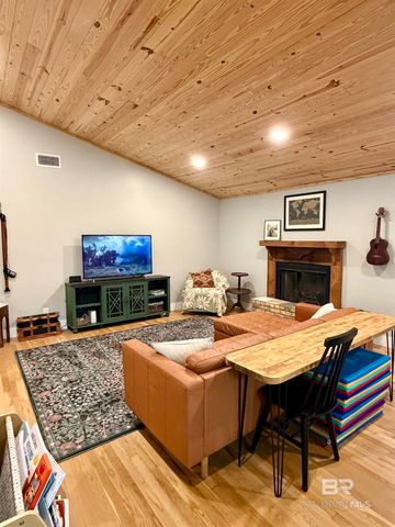 711 Cedar Avenue, Fairhope, AL 35632