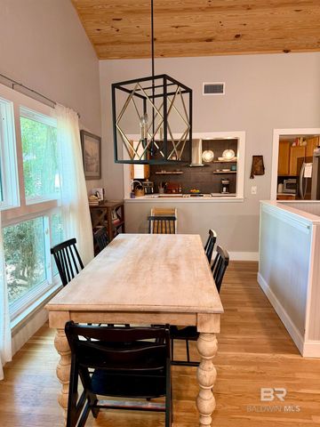 711 Cedar Avenue, Fairhope, AL 35632