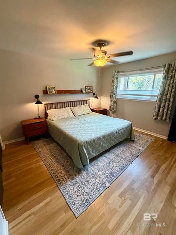 711 Cedar Avenue, Fairhope, AL 35632