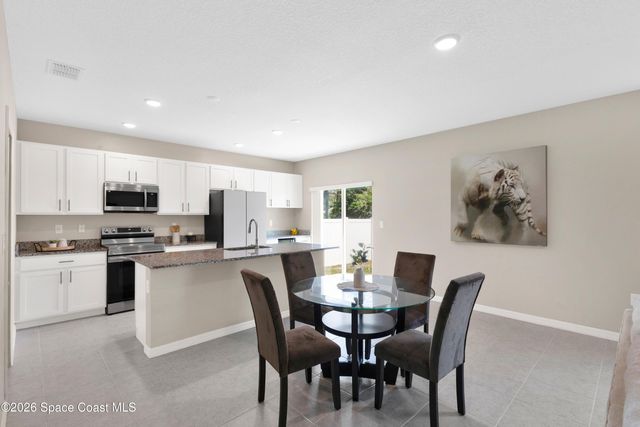 634 Brickell Street SE, Palm Bay, FL 32909