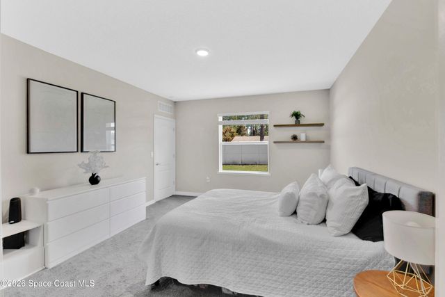 634 Brickell Street SE, Palm Bay, FL 32909