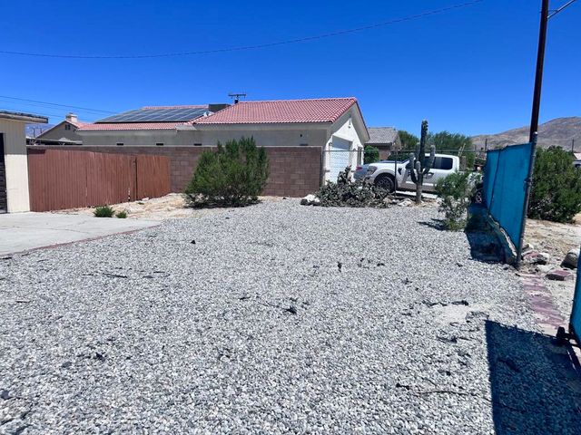 13175 Santa Ysabel Drive, Desert Hot Springs, CA 92240