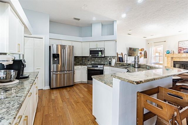 2706 BENT LEAF DRIVE, Valrico, FL 33594