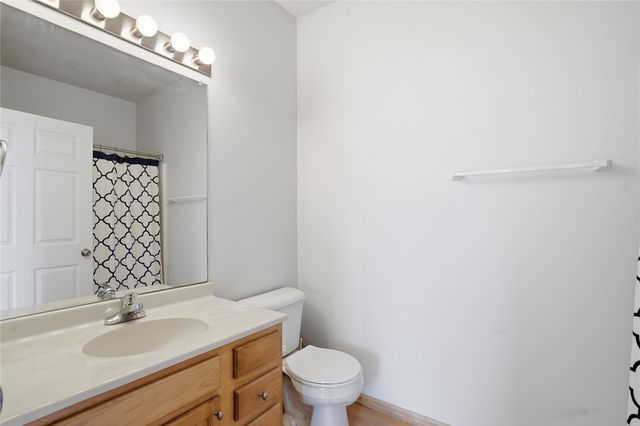 1329 SE University Avenue 302, Waukee, IA 50263