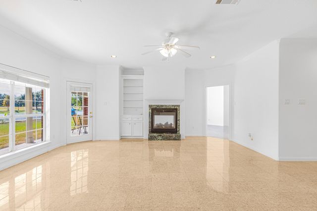 135 S Hall Drive, Sugar Land, TX 77478