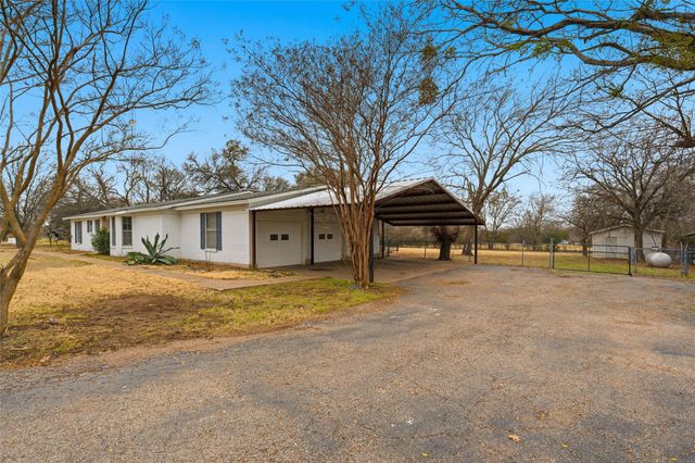 7483 Gholson Road, Waco, TX 76705