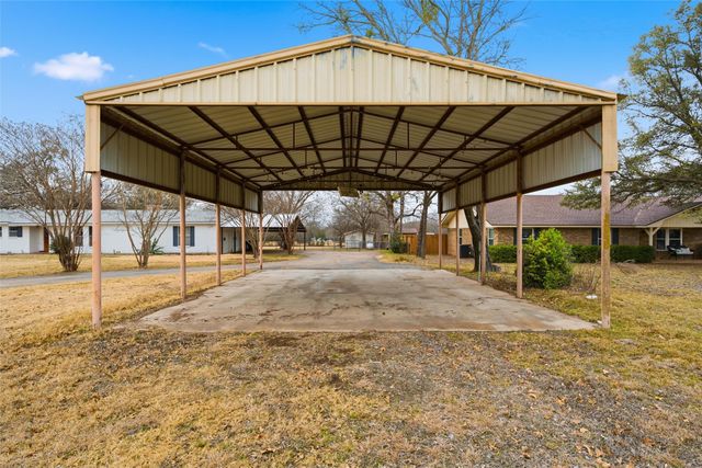 7483 Gholson Road, Waco, TX 76705