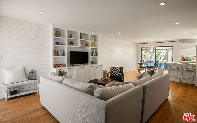 812 16th Street 5, Santa Monica, CA 90403