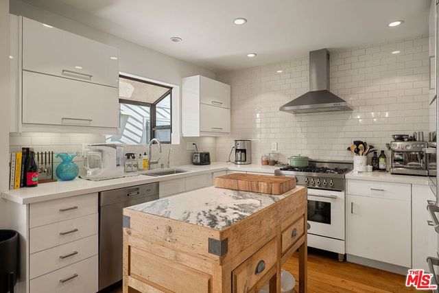 812 16th Street 5, Santa Monica, CA 90403