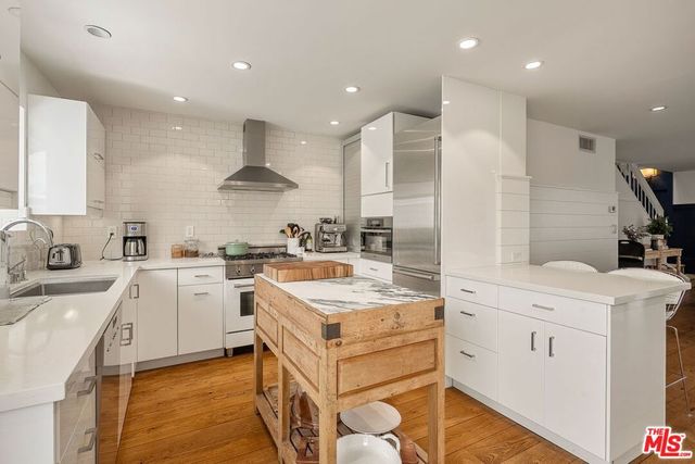 812 16th Street 5, Santa Monica, CA 90403