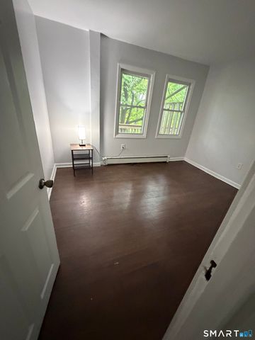 71 Lenox Street, New Haven, CT 06511