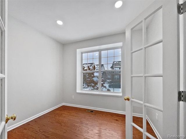 51109 Mayfair Terrace, Novi, MI 48374