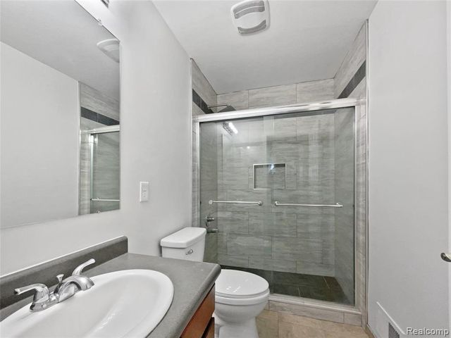 51109 Mayfair Terrace, Novi, MI 48374