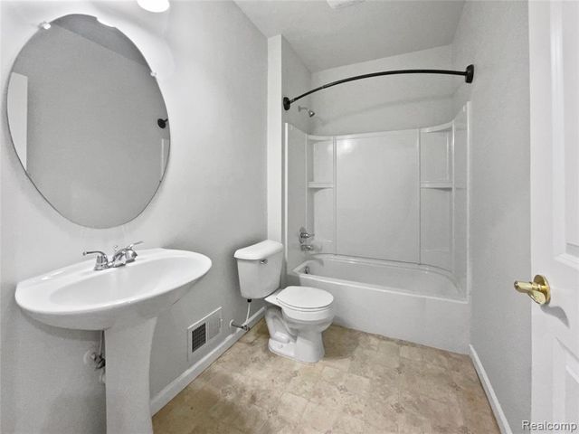 51109 Mayfair Terrace, Novi, MI 48374