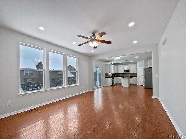 51109 Mayfair Terrace, Novi, MI 48374