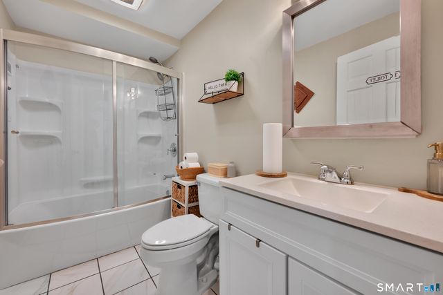 7 Mountain View Avenue, Enfield, CT 06082