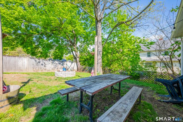 7 Mountain View Avenue, Enfield, CT 06082