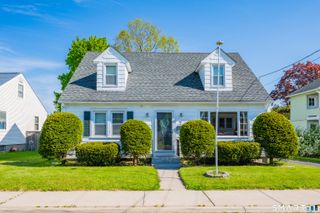7 Mountain View Avenue, Enfield, CT 06082