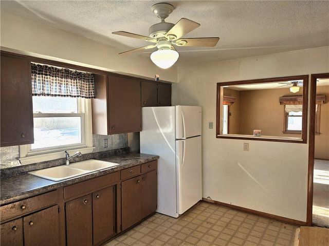 711 Lee Street, Rice Lake, WI 54868