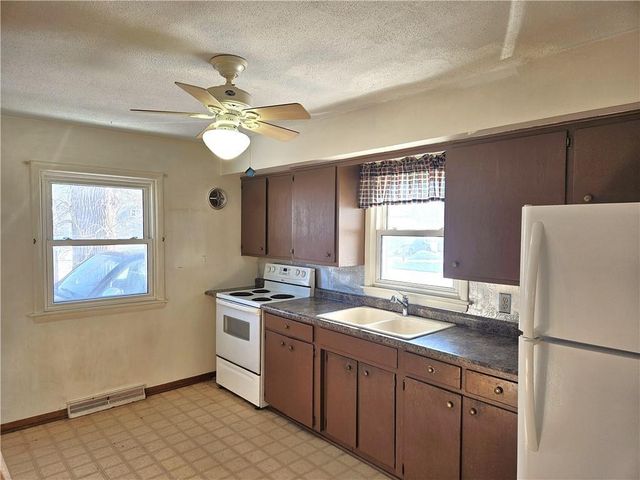 711 Lee Street, Rice Lake, WI 54868