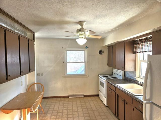 711 Lee Street, Rice Lake, WI 54868