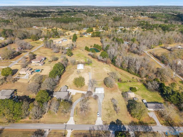 1264 Parker Road, Hartselle, AL 35640