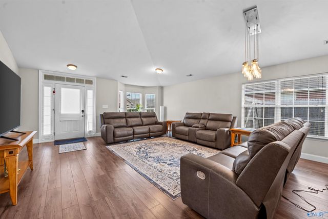 2513 Marjorie Lane SW, Huntsville, AL 35803