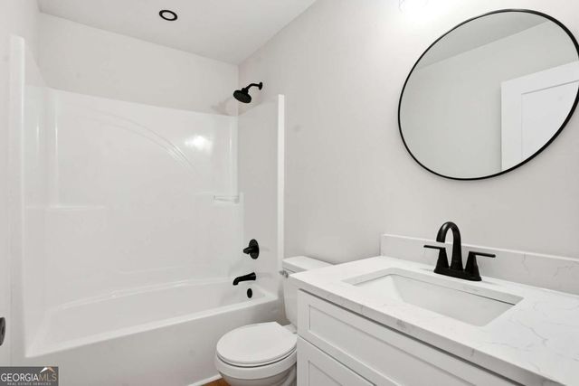 127 Perry Street, Loganville, GA 30052