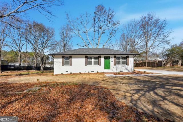 127 Perry Street, Loganville, GA 30052