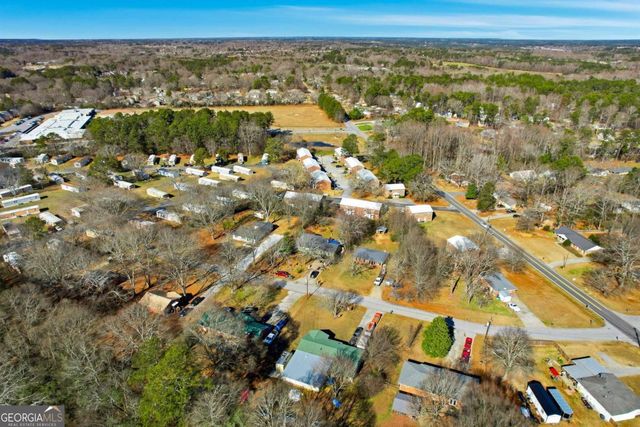 127 Perry Street, Loganville, GA 30052