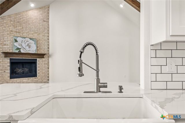 242 Sand Flat Lane, Temple, TX 76502