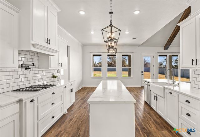 242 Sand Flat Lane, Temple, TX 76502