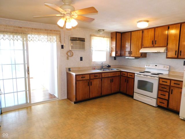 3404 W County Road 800 S, Greensburg, IN 47240