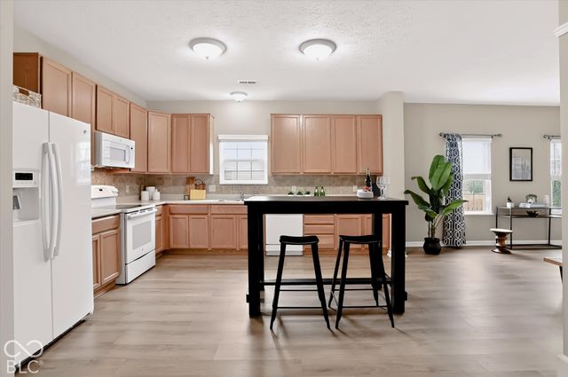 707 Prospector Drive, Greenfield, IN 46140