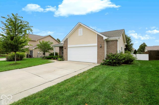 707 Prospector Drive, Greenfield, IN 46140