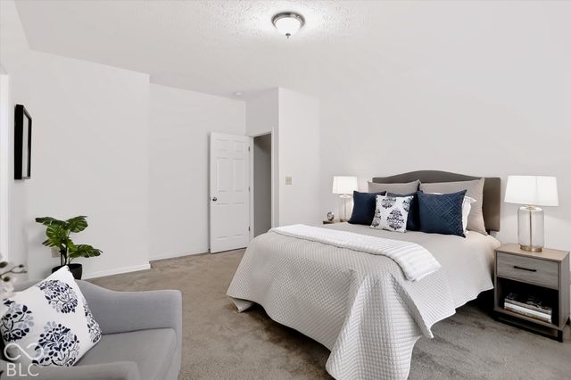 707 Prospector Drive, Greenfield, IN 46140
