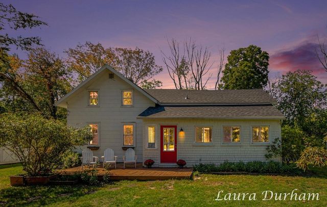 510 S Maple Street, Saugatuck, MI 49453