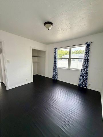 2134 25TH AVENUE N, St Petersburg, FL 33713