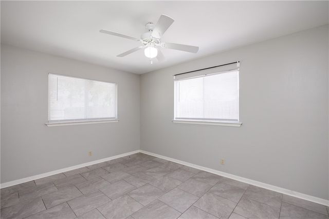 207 Blanco Dr, Portland, TX 78374