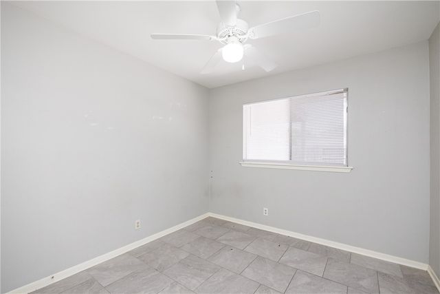 207 Blanco Dr, Portland, TX 78374