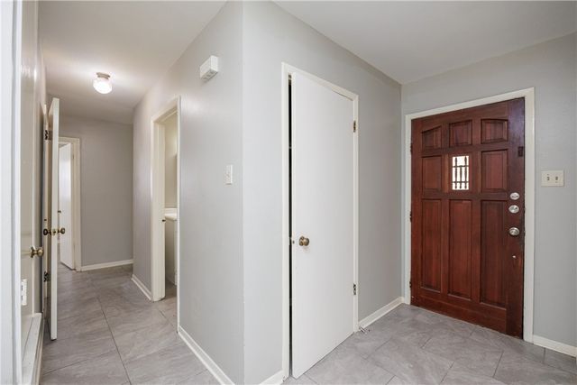 207 Blanco Dr, Portland, TX 78374