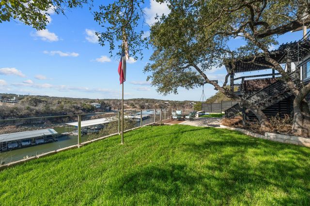 22008 Briarcliff DR, Spicewood, TX 78669