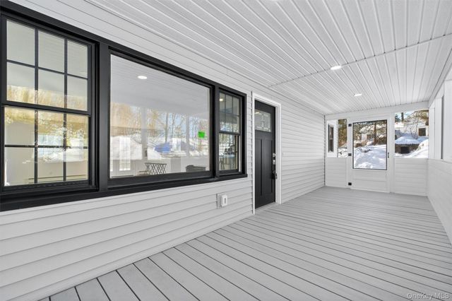 16 Cold Spring Road, Putnam Valley, NY 10579