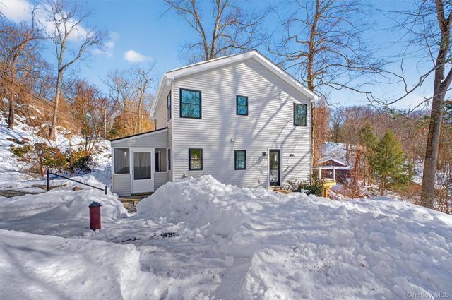 16 Cold Spring Road, Putnam Valley, NY 10579