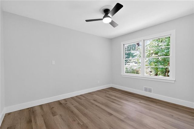 2712 Loghaven Drive NW, Atlanta, GA 30318