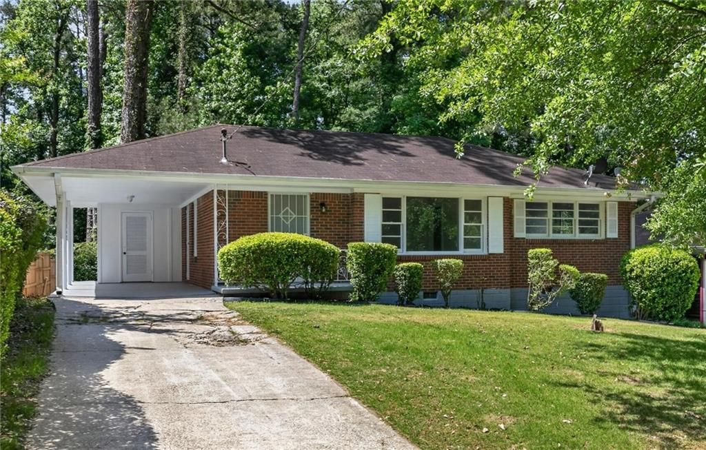 2712 Loghaven Drive NW, Atlanta, GA 30318