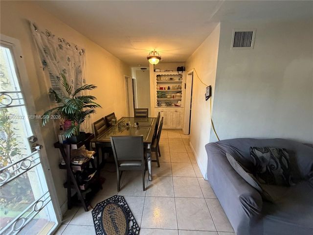 540 NW 119th St, Miami, FL 33168