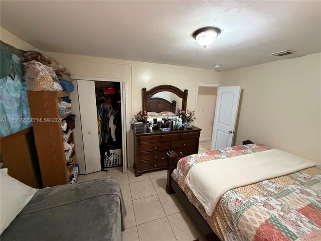 540 NW 119th St, Miami, FL 33168