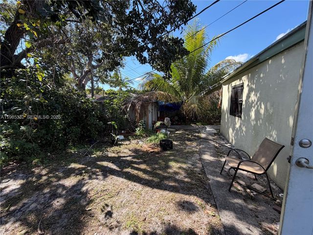 540 NW 119th St, Miami, FL 33168